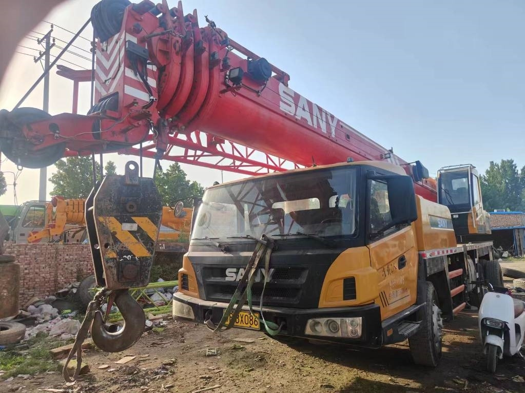Sany STC 250 H - Кран за всякакви терени: снимка 4 Sany STC 250 H - Кран за всякакви терени: снимка 4