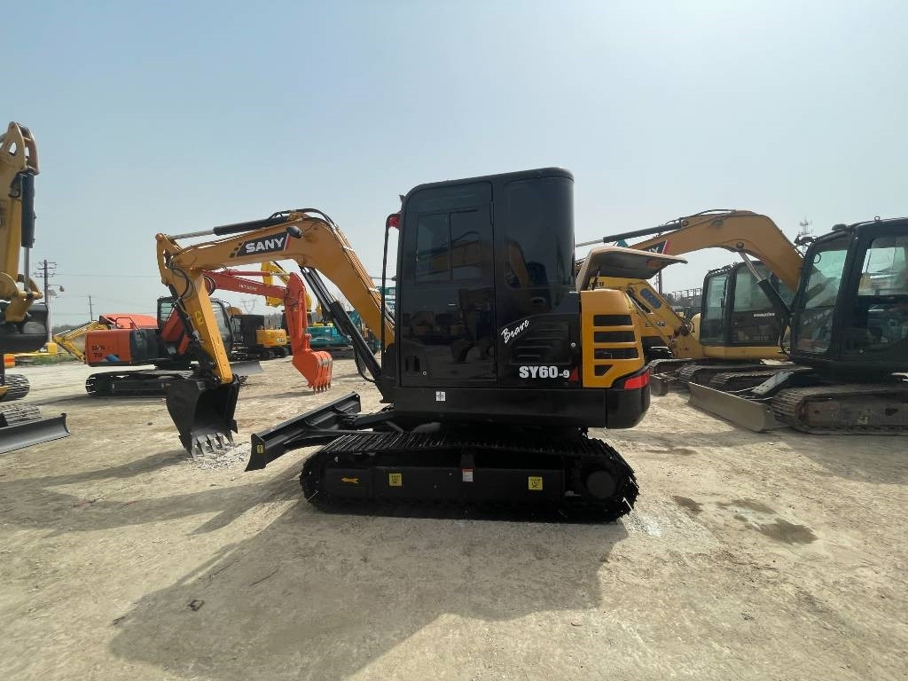 Sany SY 60 C - Мини багер: снимка 4 Sany SY 60 C - Мини багер: снимка 4