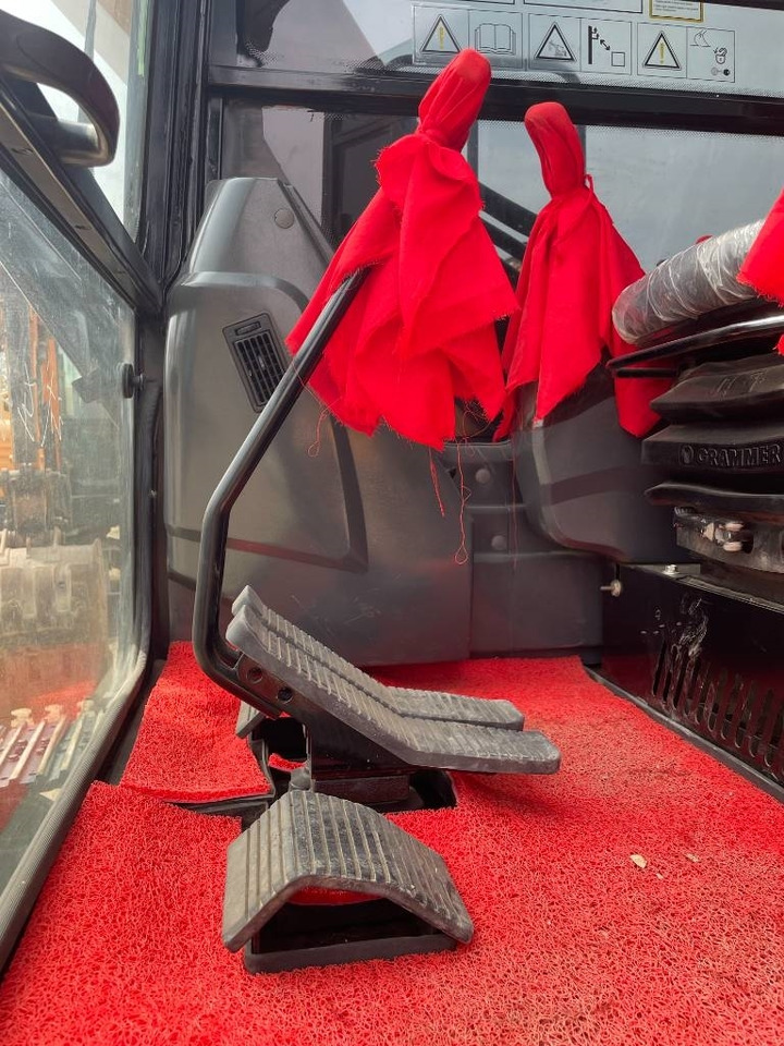 Sany SY 95 C - Мини багер: снимка 4 Sany SY 95 C - Мини багер: снимка 4