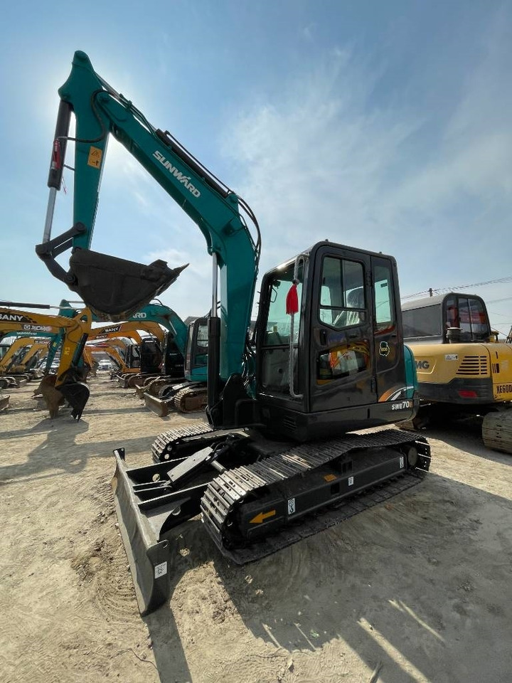 Sunward SWE 70 - Мини багер: снимка 4 Sunward SWE 70 - Мини багер: снимка 4