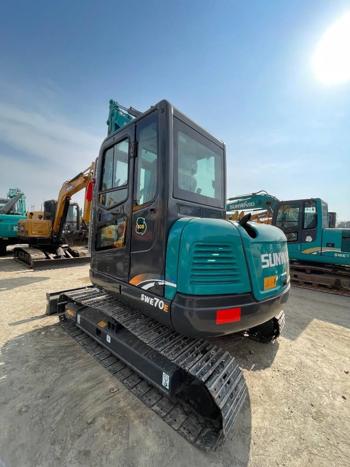 Sunward SWE 70 - Мини багер: снимка 5 Sunward SWE 70 - Мини багер: снимка 5