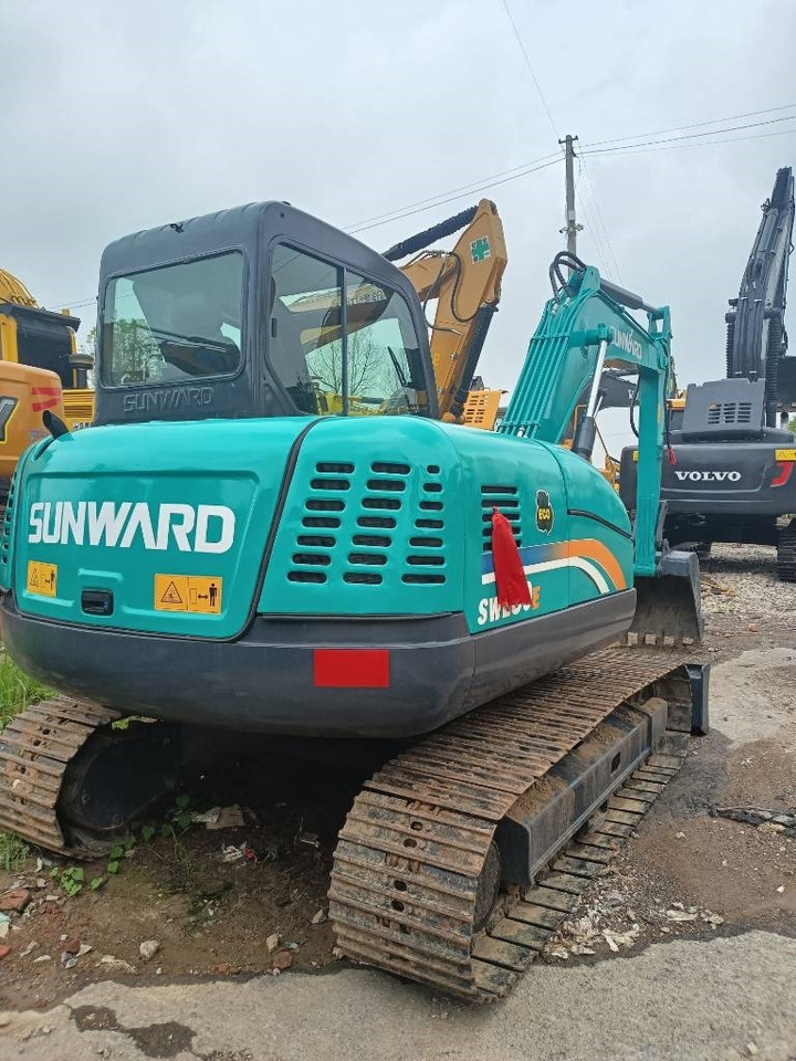 Sunward SWE 80 E - Мини багер: снимка 4 Sunward SWE 80 E - Мини багер: снимка 4