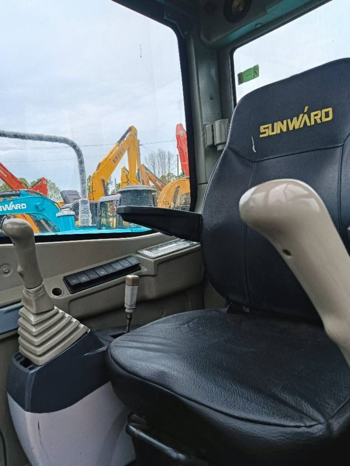 Sunward SWE 90 - Мини багер: снимка 5 Sunward SWE 90 - Мини багер: снимка 5