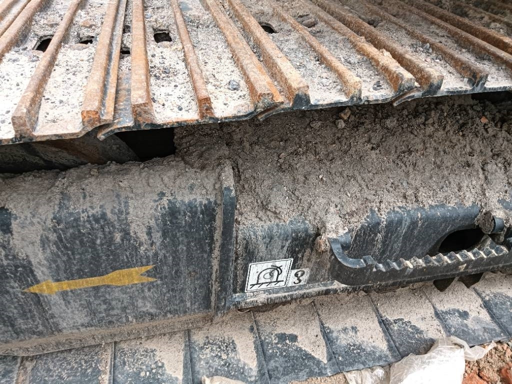 Volvo EC 210 B LC - Верижен багер: снимка 3 Volvo EC 210 B LC - Верижен багер: снимка 3
