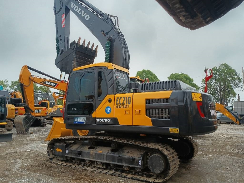 Volvo EC 210 - Верижен багер: снимка 2 Volvo EC 210 - Верижен багер: снимка 2
