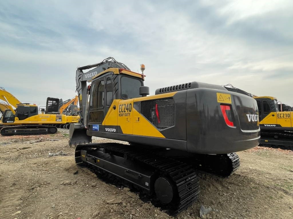 Volvo EC 240 - Верижен багер: снимка 2 Volvo EC 240 - Верижен багер: снимка 2