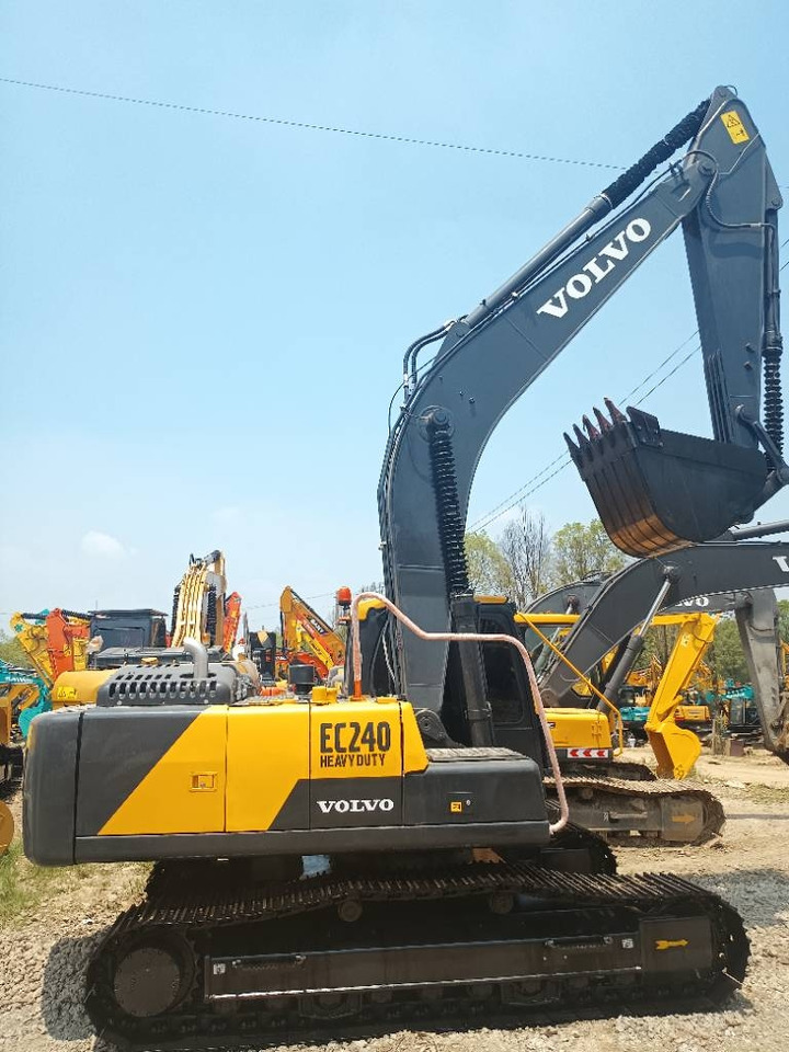 Volvo EC 240 - Верижен багер: снимка 1 Volvo EC 240 - Верижен багер: снимка 1