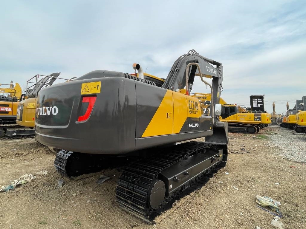 Volvo EC 240 - Верижен багер: снимка 5 Volvo EC 240 - Верижен багер: снимка 5