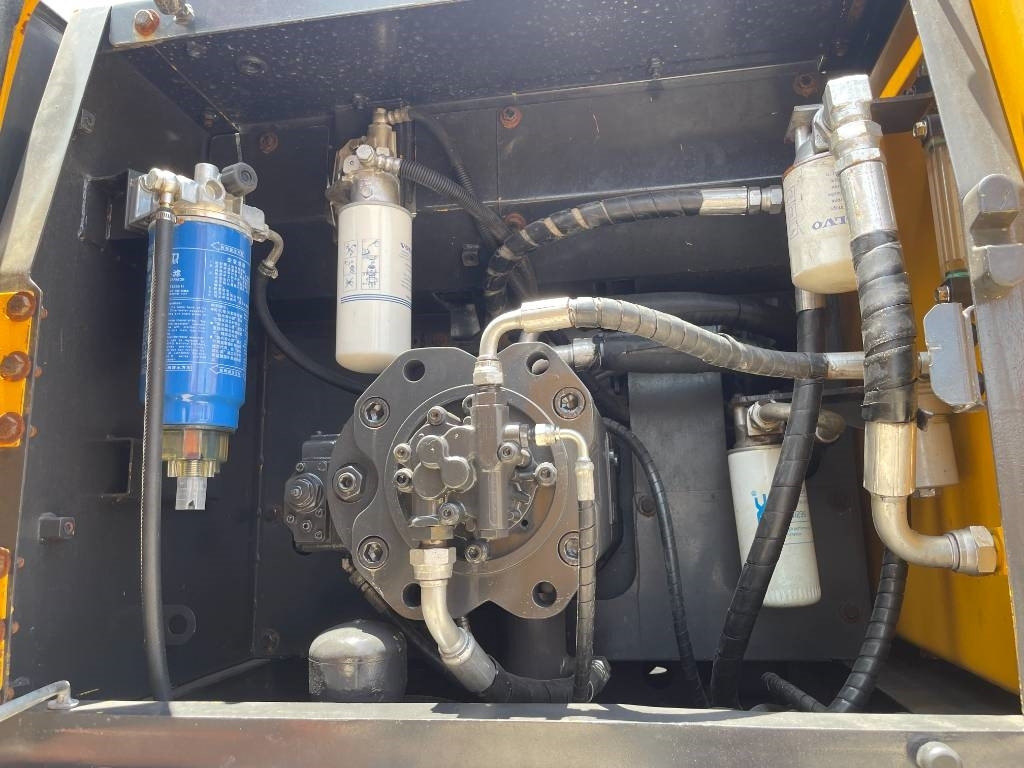 Volvo EC 290 - Верижен багер: снимка 3 Volvo EC 290 - Верижен багер: снимка 3