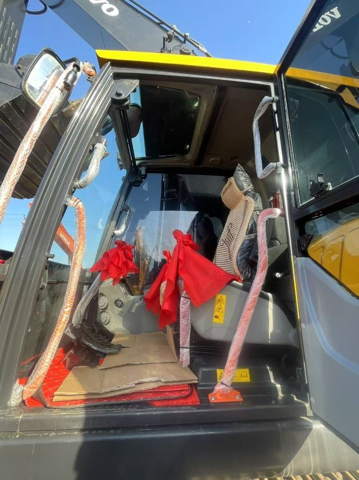 Volvo EC 300 - Верижен багер: снимка 3 Volvo EC 300 - Верижен багер: снимка 3