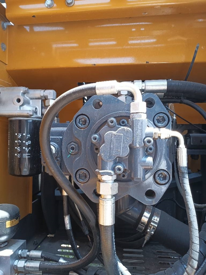 XCMG XE 215 DA - Верижен багер: снимка 5 XCMG XE 215 DA - Верижен багер: снимка 5