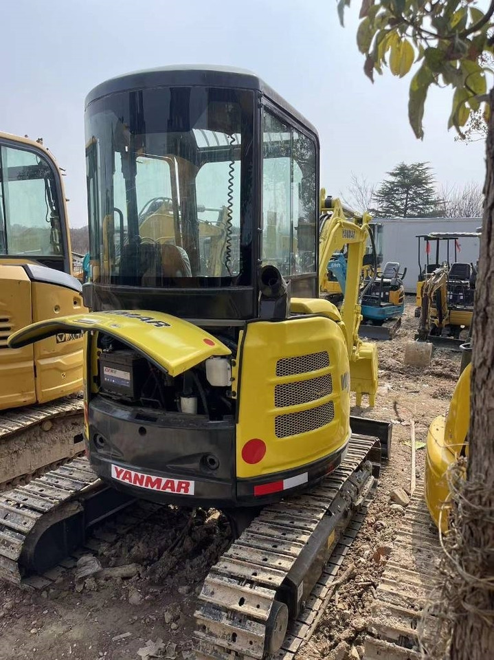 Yanmar Vio 35 - Мини багер: снимка 4 Yanmar Vio 35 - Мини багер: снимка 4