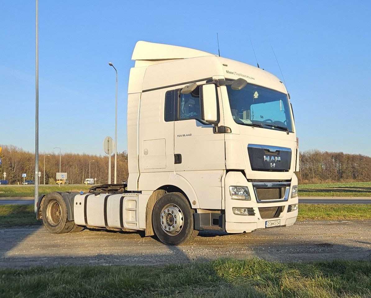 MAN TGX 18.440 XLX - manual gearbox -2011 year - Влекач: снимка 3 MAN TGX 18.440 XLX - manual gearbox -2011 year - Влекач: снимка 3
