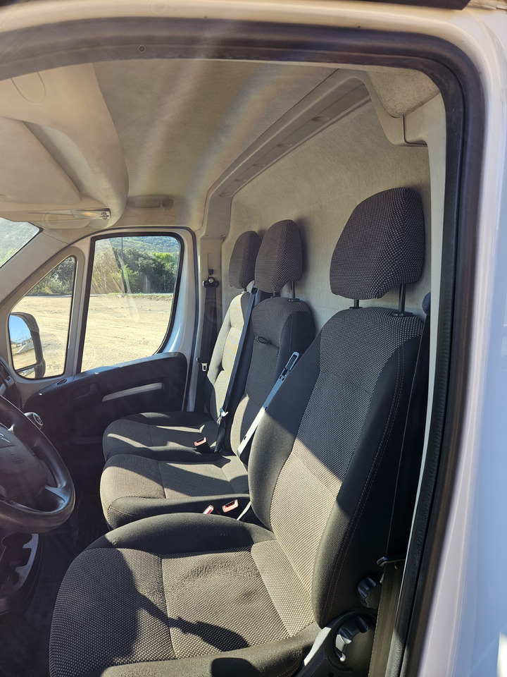 Citröen Jumper Control FT 350 L3H2 2.2 Blue HDI S&S 140 - Лекотоварен автомобил фургон: снимка 5 Citröen Jumper Control FT 350 L3H2 2.2 Blue HDI S&S 140 - Лекотоварен автомобил фургон: снимка 5