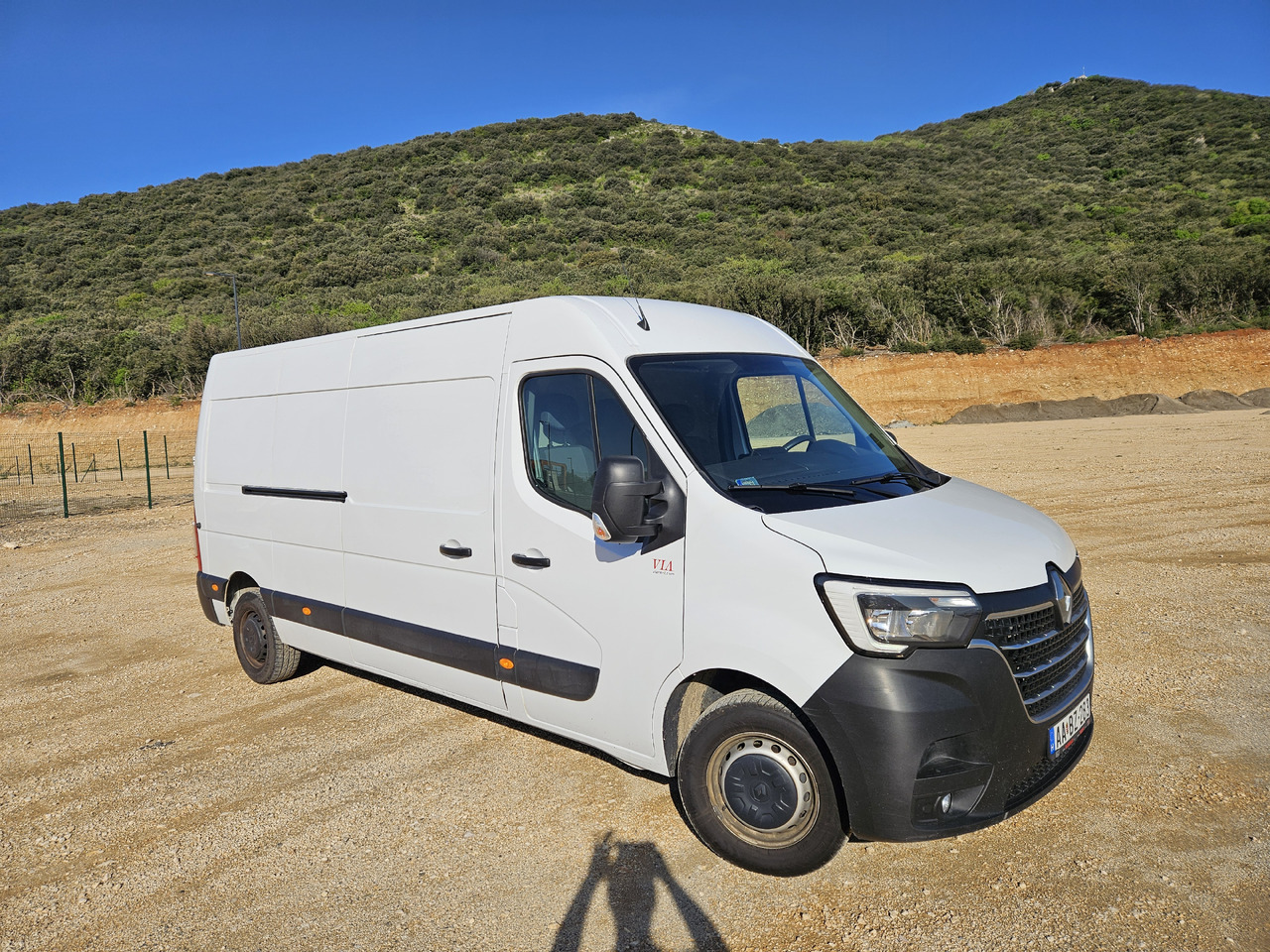 Renault Master III pack confort L3H2 P3 135LE - Лекотоварен автомобил фургон: снимка 3 Renault Master III pack confort L3H2 P3 135LE - Лекотоварен автомобил фургон: снимка 3