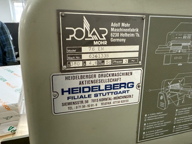 POLAR 76 EM - Машина за рязане на хартия: снимка 3 POLAR 76 EM - Машина за рязане на хартия: снимка 3