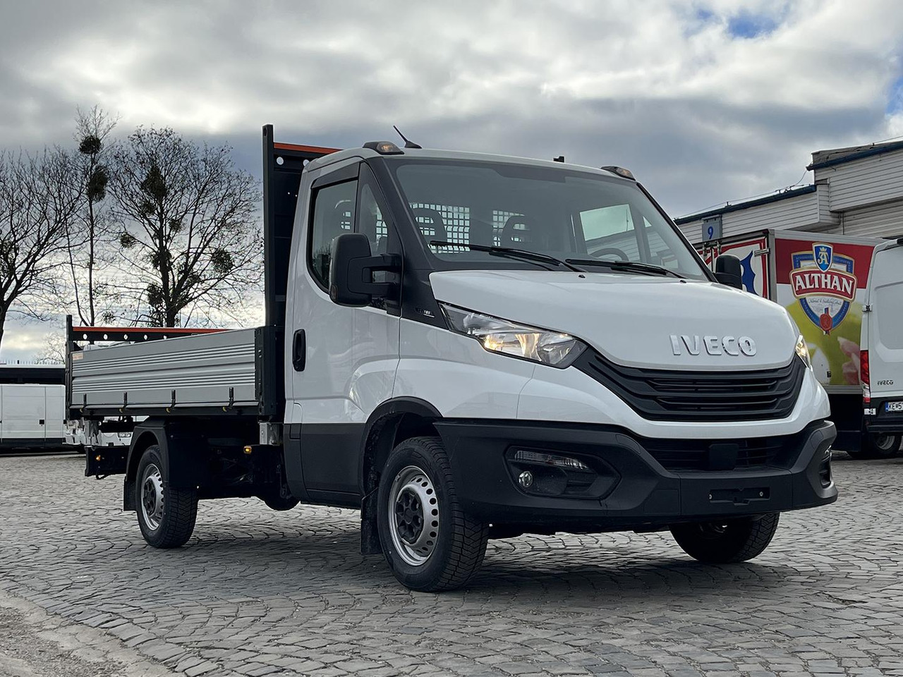 Iveco DAILY SKLÁPAČ, 2.3D, 35S16H - Бус самосвал: снимка 1 Iveco DAILY SKLÁPAČ, 2.3D, 35S16H - Бус самосвал: снимка 1