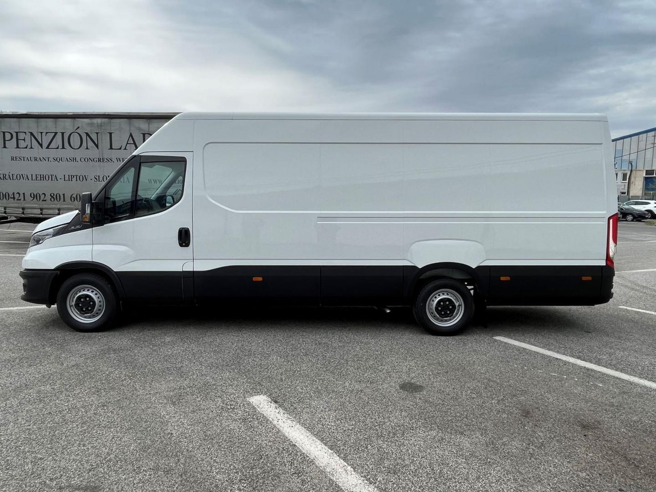 Iveco DAILY VAN, 2,3D 156k, 35S16 V - Товарен бус: снимка 3 Iveco DAILY VAN, 2,3D 156k, 35S16 V - Товарен бус: снимка 3
