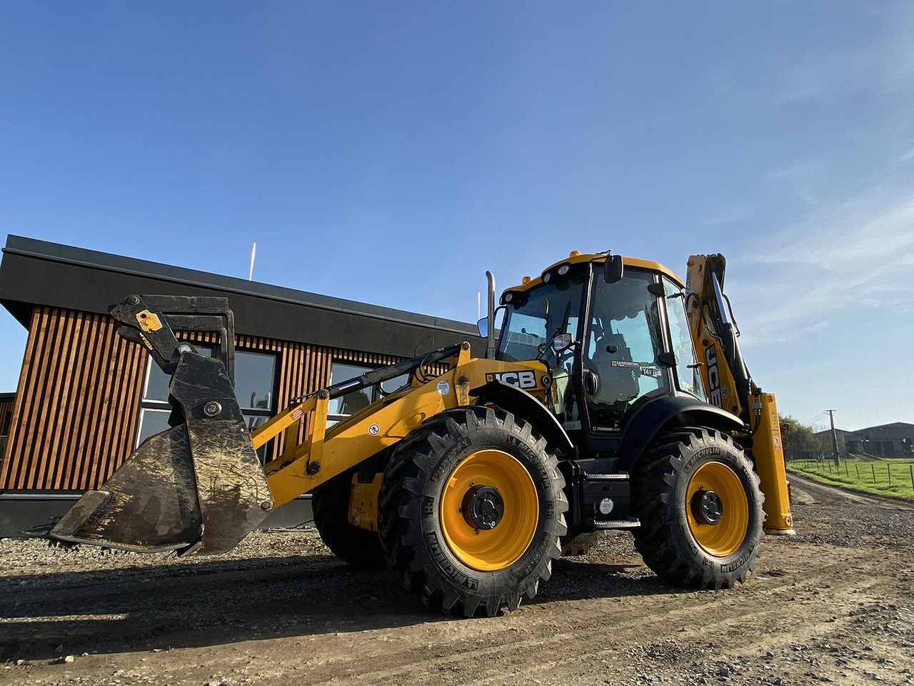 JCB 4CX ECO, Joystic, Traktobager - Багер-товарач: снимка 5 JCB 4CX ECO, Joystic, Traktobager - Багер-товарач: снимка 5
