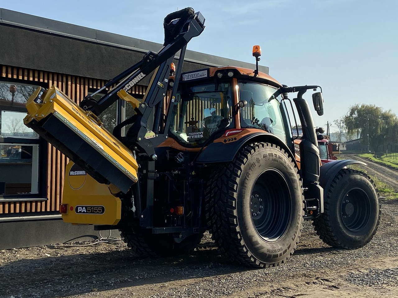 Valtra N, 49 AWI, 134 - Трактор: снимка 3 Valtra N, 49 AWI, 134 - Трактор: снимка 3