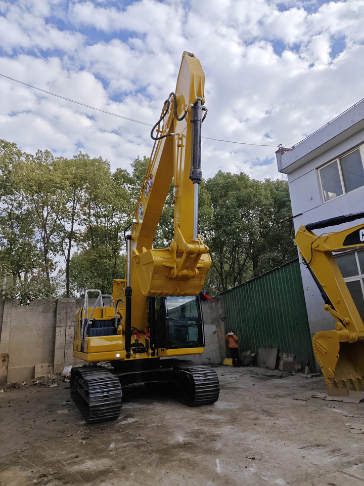 CATERPILLAR 320GC - Верижен багер: снимка 3 CATERPILLAR 320GC - Верижен багер: снимка 3