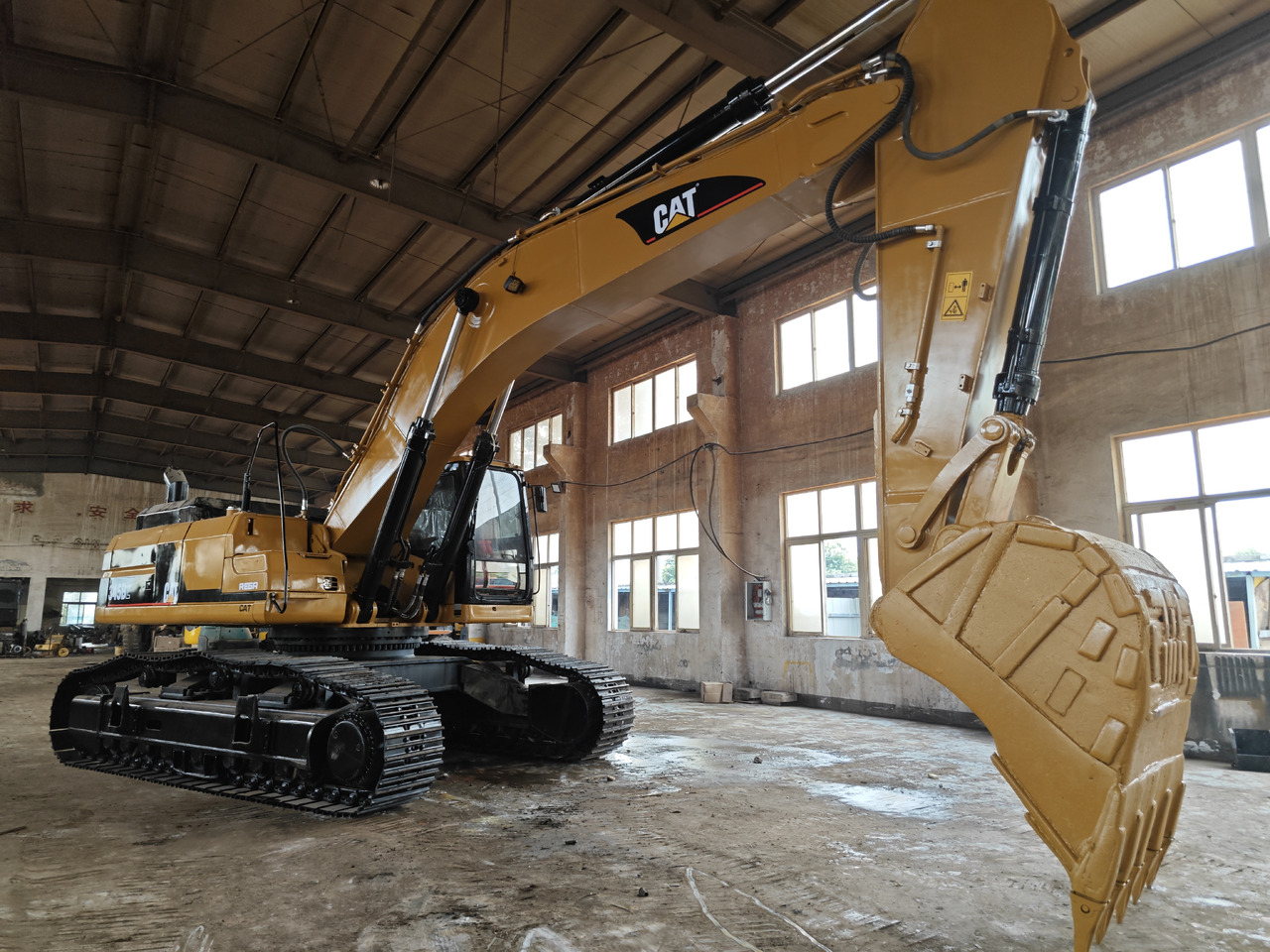 CATERPILLAR 345B - Верижен багер: снимка 4 CATERPILLAR 345B - Верижен багер: снимка 4