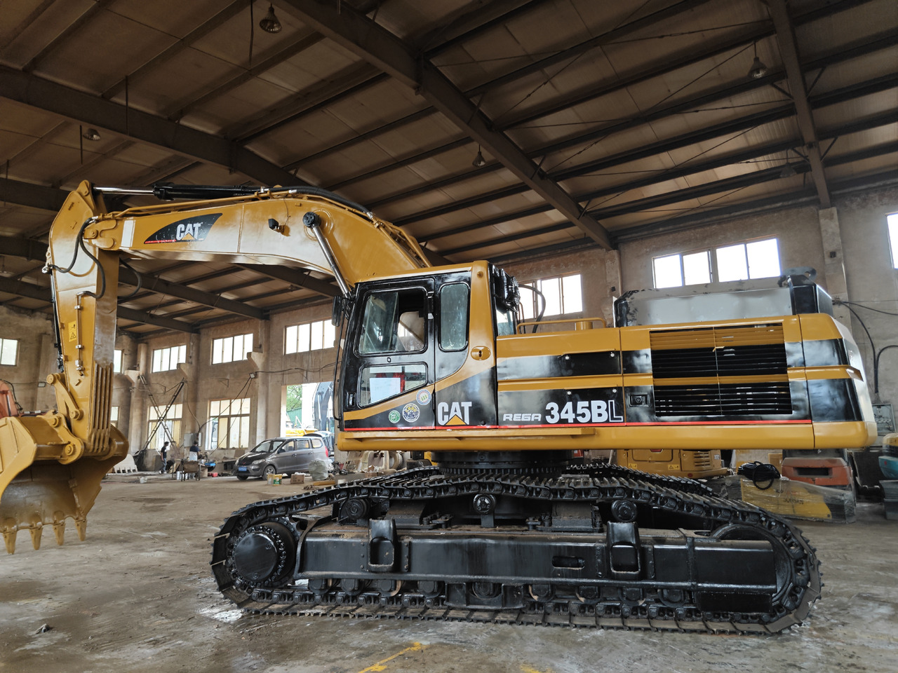 CATERPILLAR 345B - Верижен багер: снимка 1 CATERPILLAR 345B - Верижен багер: снимка 1