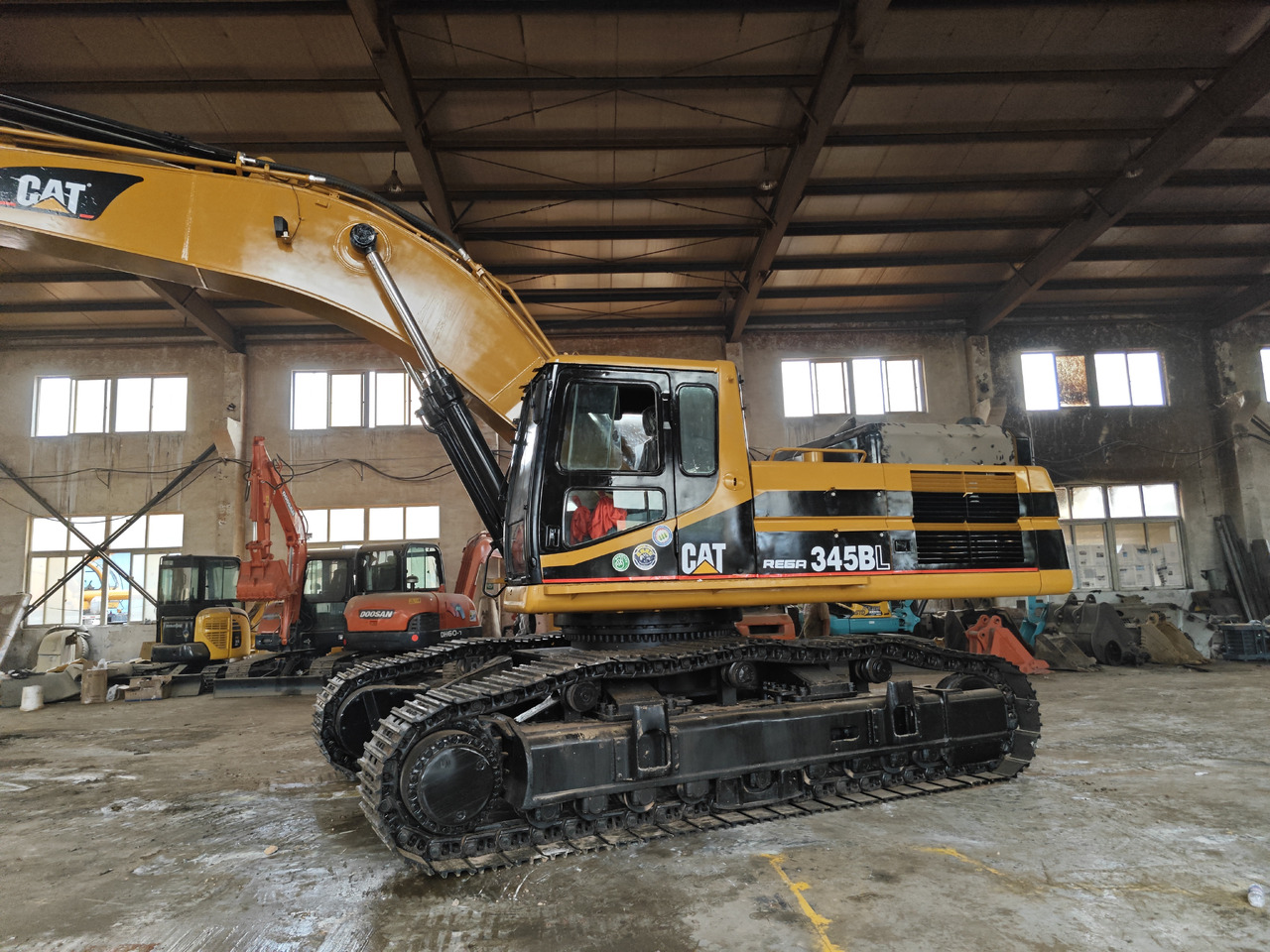 CATERPILLAR 345B Used cat 45ton excavator - Верижен багер: снимка 1 CATERPILLAR 345B Used cat 45ton excavator - Верижен багер: снимка 1