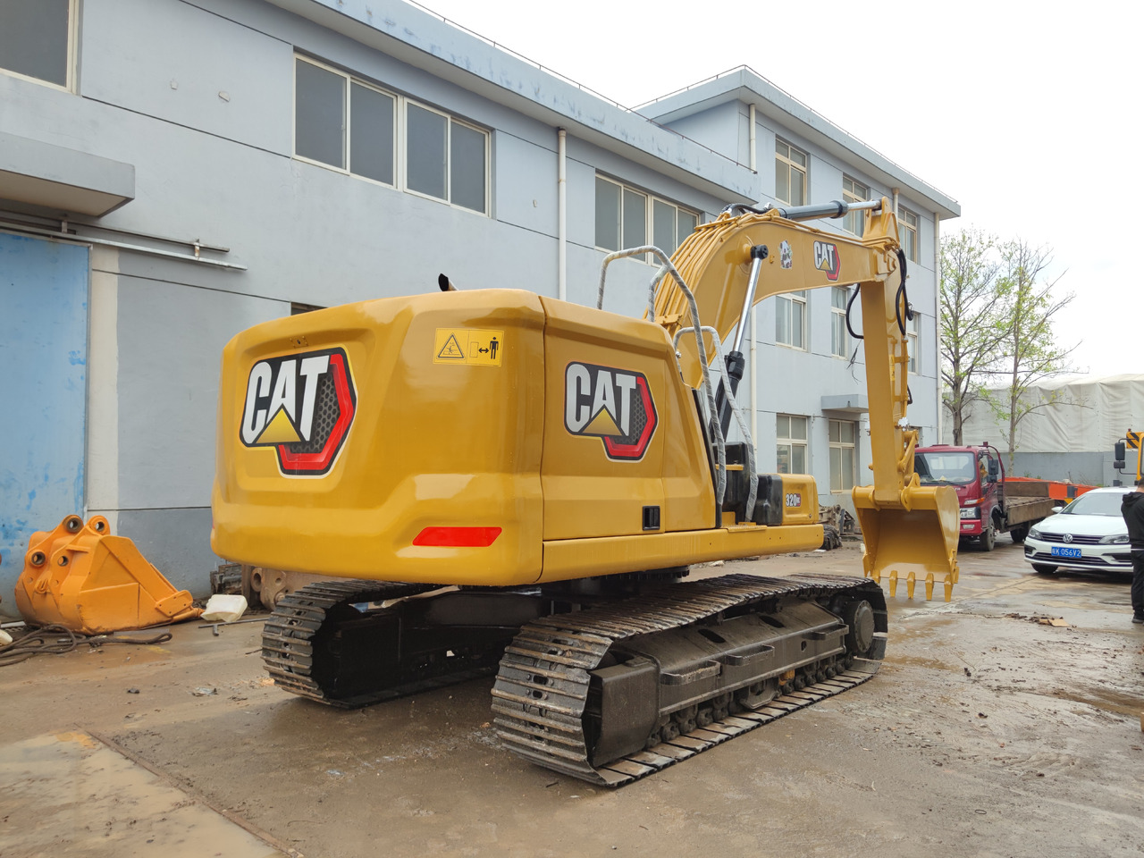 Caterpillar 320GC used excavator - Верижен багер: снимка 2 Caterpillar 320GC used excavator - Верижен багер: снимка 2