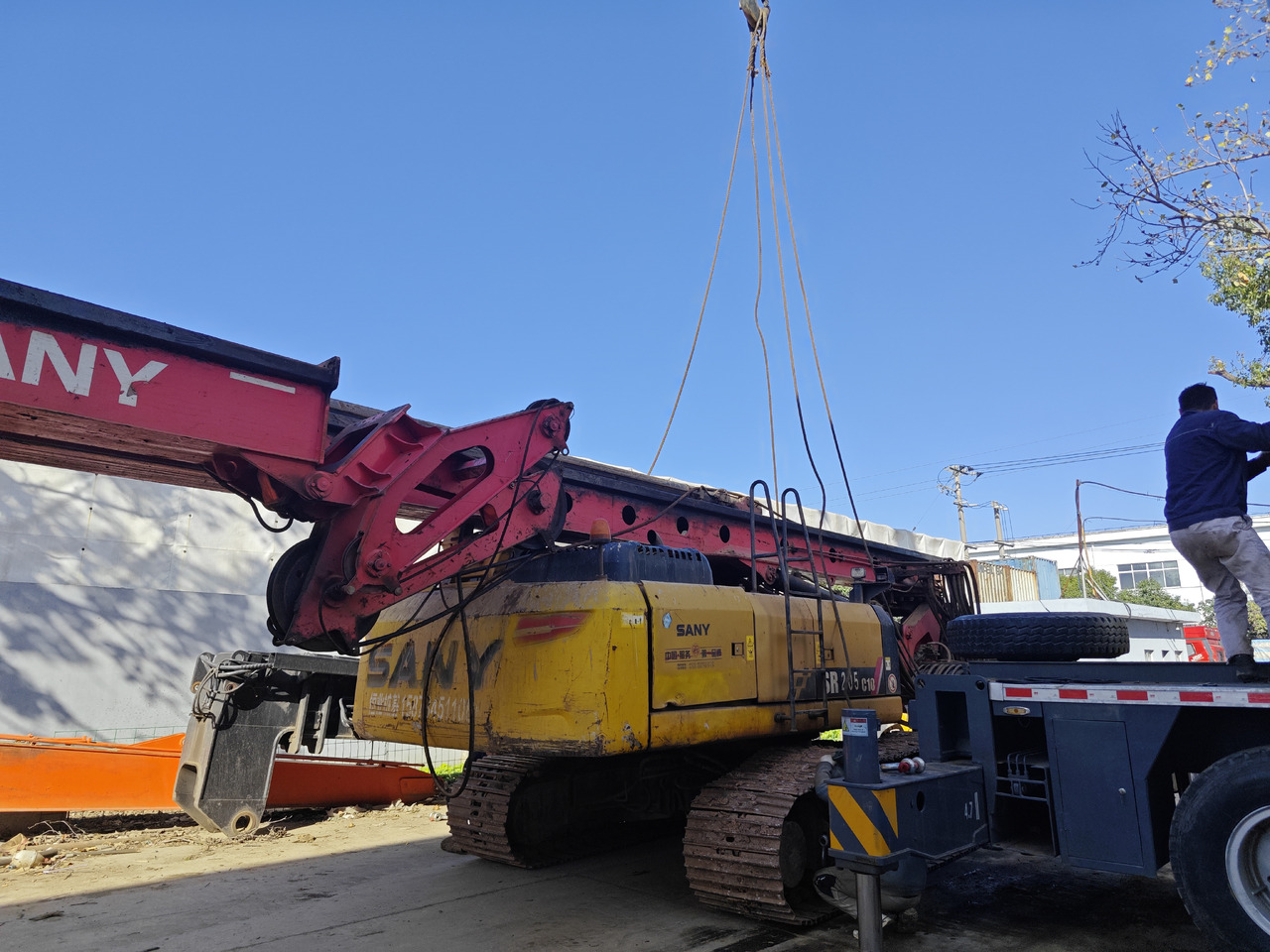 SANY SR205 Rotary Drill USED Crawler Drill rig - Пробивна машина: снимка 2 SANY SR205 Rotary Drill USED Crawler Drill rig - Пробивна машина: снимка 2