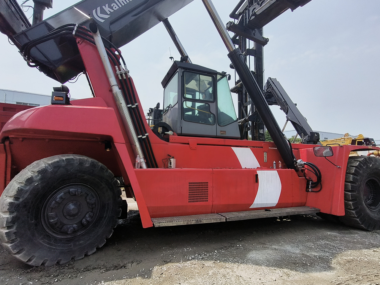 Строителна техника kalmar DRF450 Used container reach stacker: снимка 6