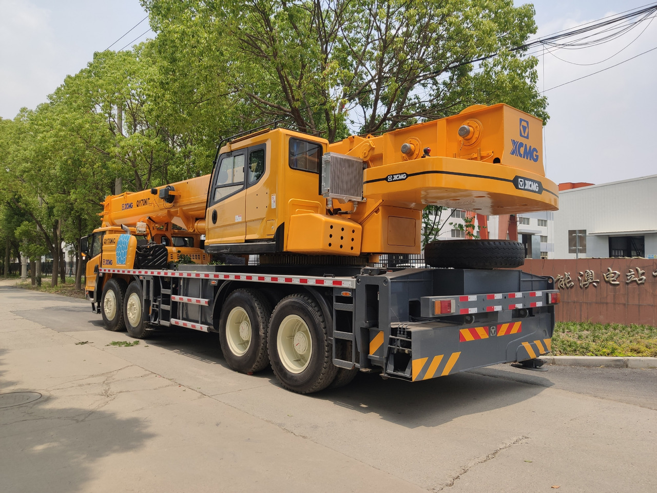 XCMG QY70KC TRUCK CRANE USED XCMG 70TON QY70K QY70K-2 MOBILE TRUCK CRANE - Автокран: снимка 3 XCMG QY70KC TRUCK CRANE USED XCMG 70TON QY70K QY70K-2 MOBILE TRUCK CRANE - Автокран: снимка 3