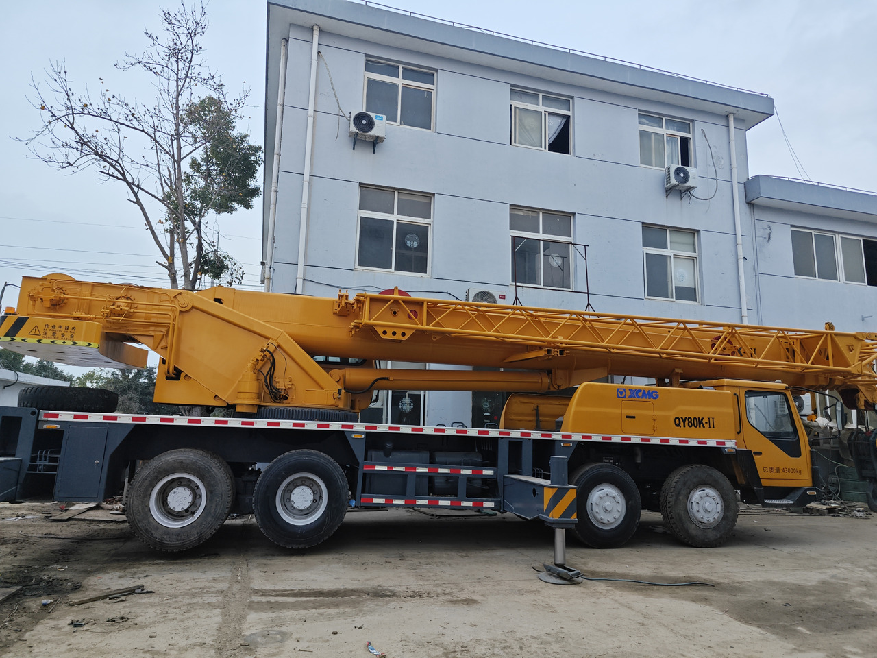 XCMG QY80K 80T TRUCK CRANE - Автокран: снимка 2 XCMG QY80K 80T TRUCK CRANE - Автокран: снимка 2