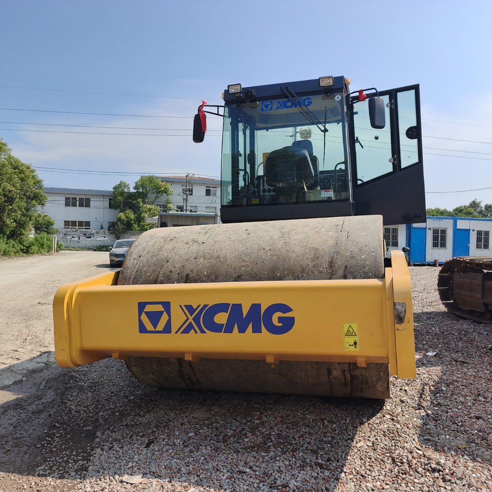 XCMG XS143J - Компактор: снимка 4 XCMG XS143J - Компактор: снимка 4