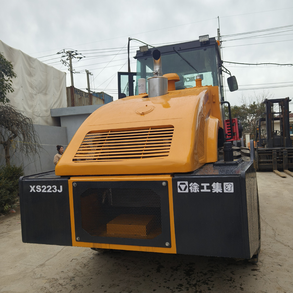 XCMG XS223J road roller - Компактор: снимка 3 XCMG XS223J road roller - Компактор: снимка 3
