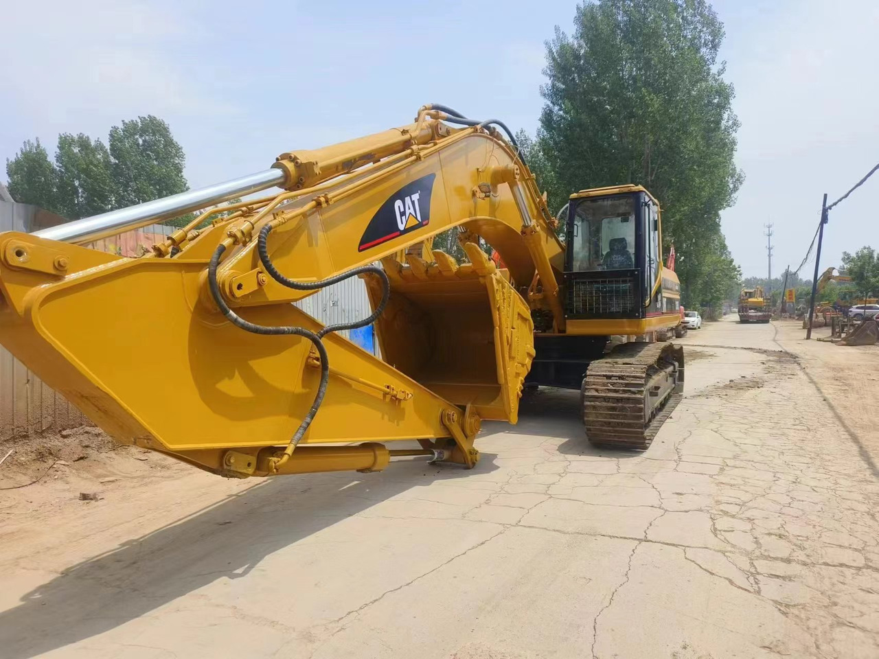 Caterpillar 330B Used excavator - Верижен багер: снимка 2 Caterpillar 330B Used excavator - Верижен багер: снимка 2