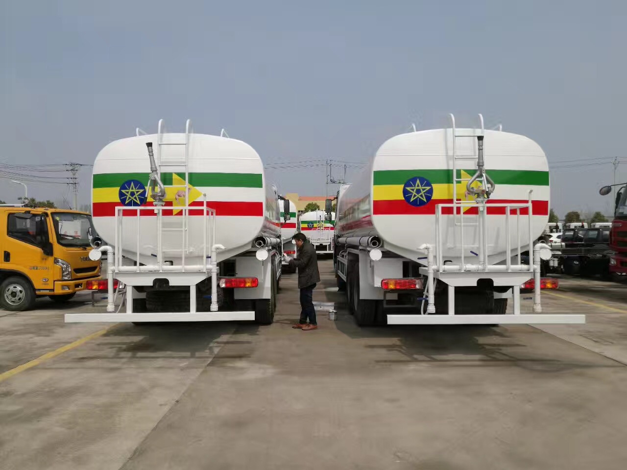 JSIE JSIE5250GSS - Камион цистерна: снимка 2 JSIE JSIE5250GSS - Камион цистерна: снимка 2