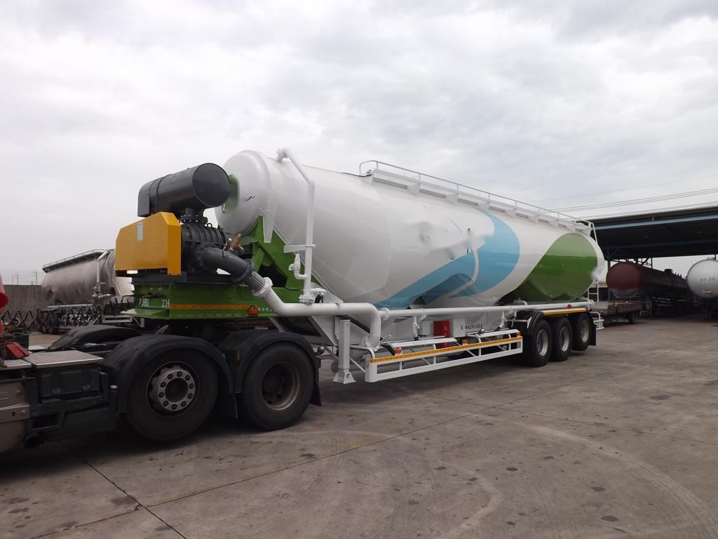 JSIE JSIE9401FT - Полуремарке цистерна: снимка 1 JSIE JSIE9401FT - Полуремарке цистерна: снимка 1