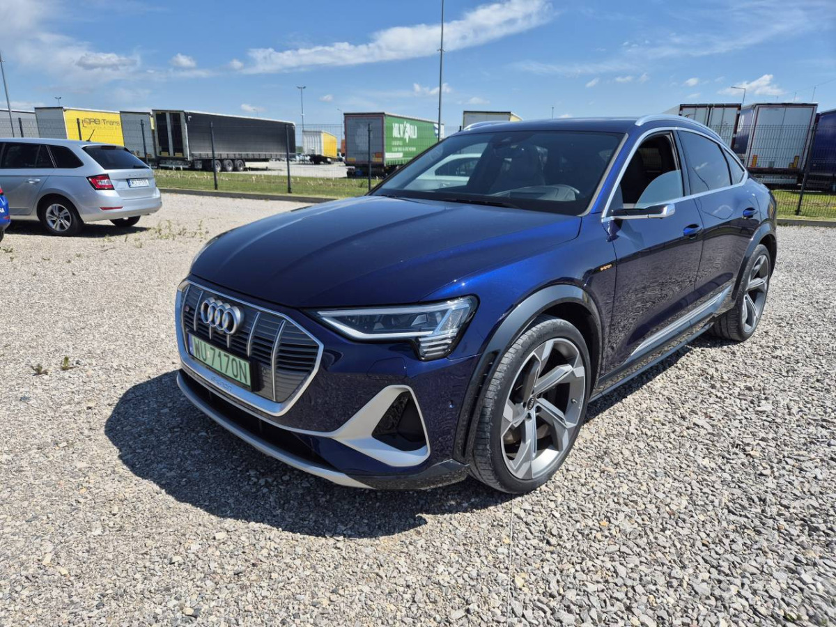 AUDI E-TRON S SPORTBACK SUV - Джип: снимка 3 AUDI E-TRON S SPORTBACK SUV - Джип: снимка 3