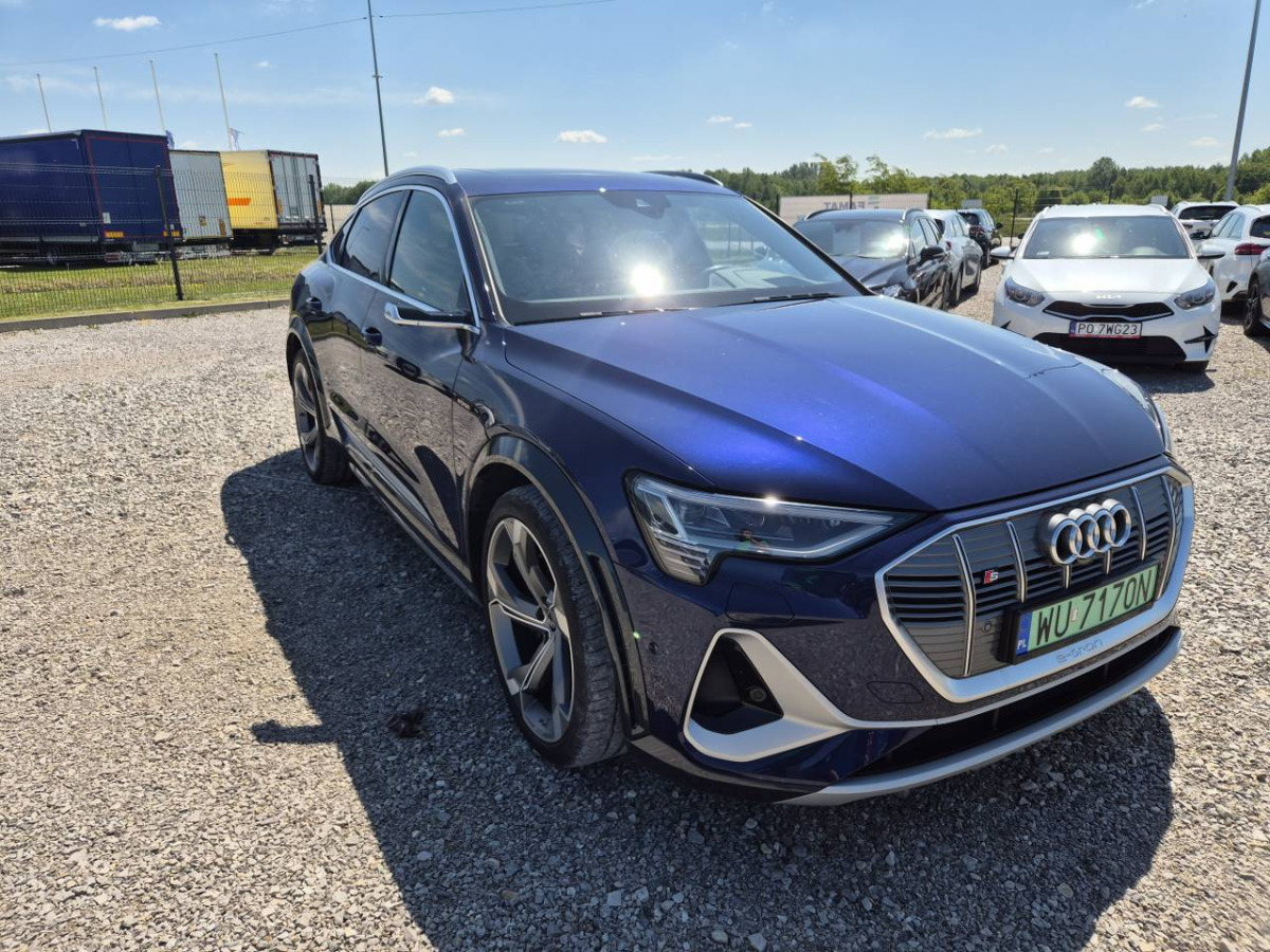 AUDI E-TRON S SPORTBACK SUV - Джип: снимка 1 AUDI E-TRON S SPORTBACK SUV - Джип: снимка 1