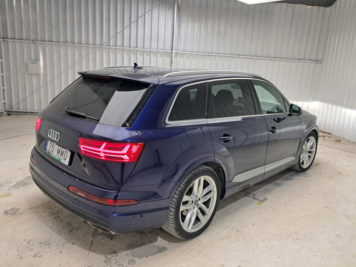 AUDI Q7 SUV - Джип: снимка 3 AUDI Q7 SUV - Джип: снимка 3