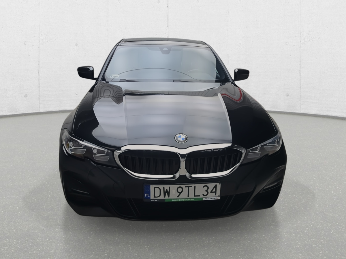 BMW 320 D XDRIVE SEDAN - Седан: снимка 4 BMW 320 D XDRIVE SEDAN - Седан: снимка 4