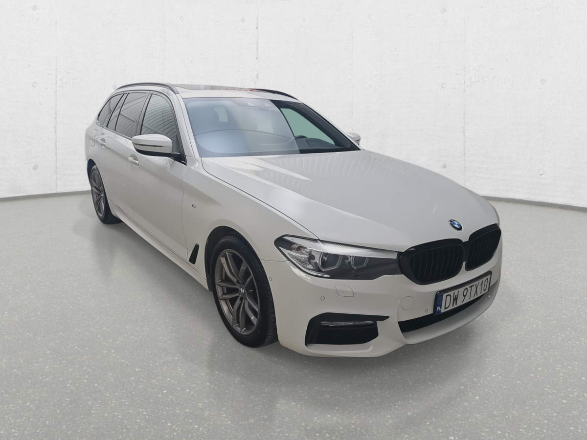 BMW 520D KOMBI - Лек автомобил: снимка 1 BMW 520D KOMBI - Лек автомобил: снимка 1