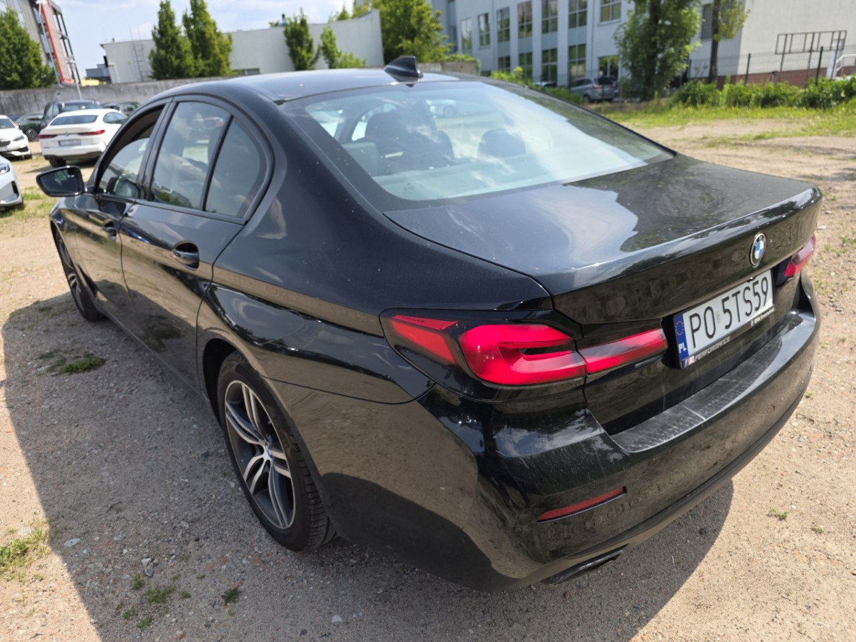 BMW 520i SEDAN - Седан: снимка 4 BMW 520i SEDAN - Седан: снимка 4