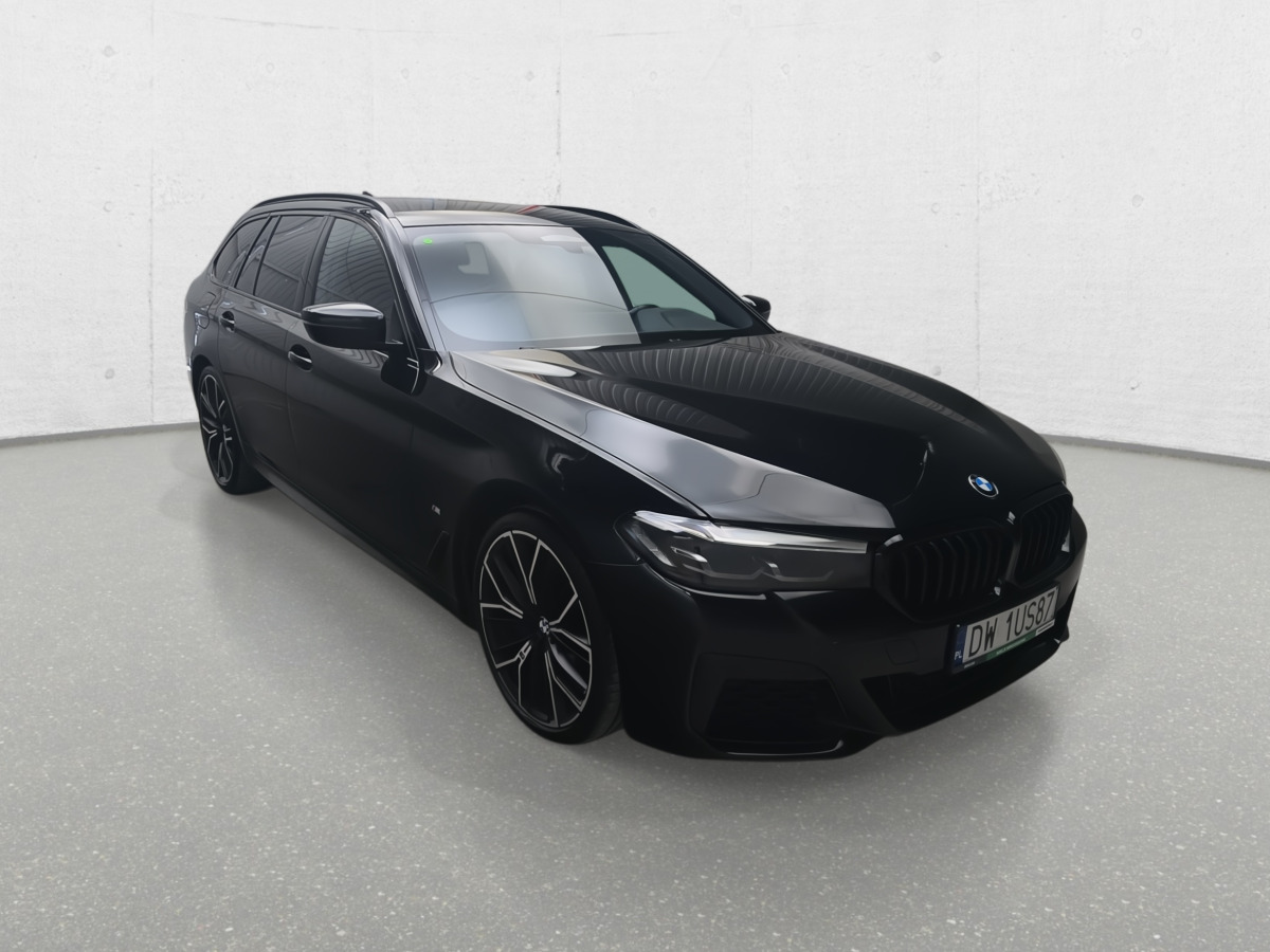 BMW 530D XDRIVE KOMBI - Лек автомобил: снимка 1 BMW 530D XDRIVE KOMBI - Лек автомобил: снимка 1