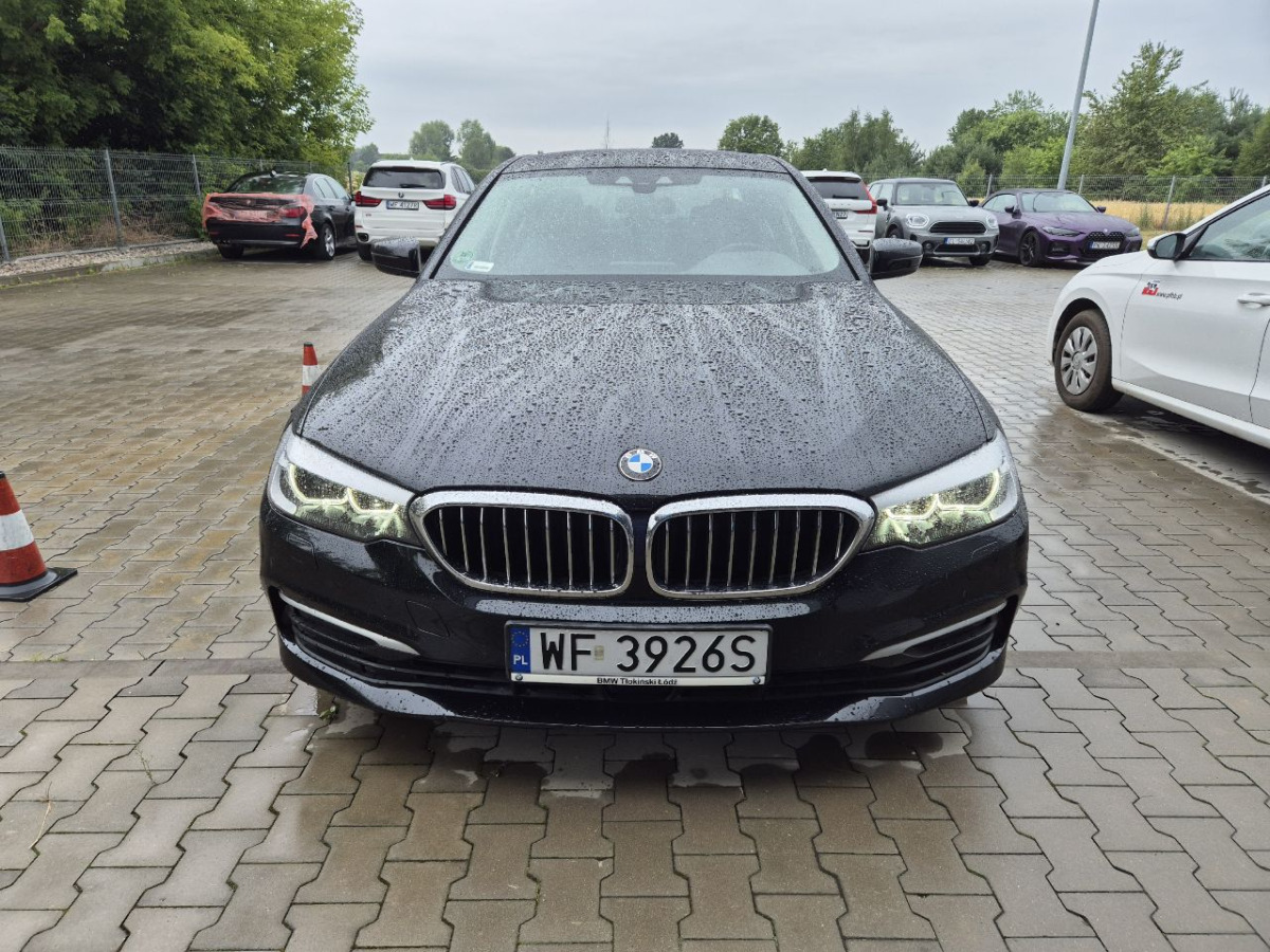 BMW 530i GPF xDrive SEDAN - Седан: снимка 5 BMW 530i GPF xDrive SEDAN - Седан: снимка 5