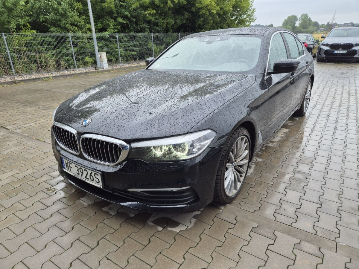 BMW 530i GPF xDrive SEDAN - Седан: снимка 2 BMW 530i GPF xDrive SEDAN - Седан: снимка 2