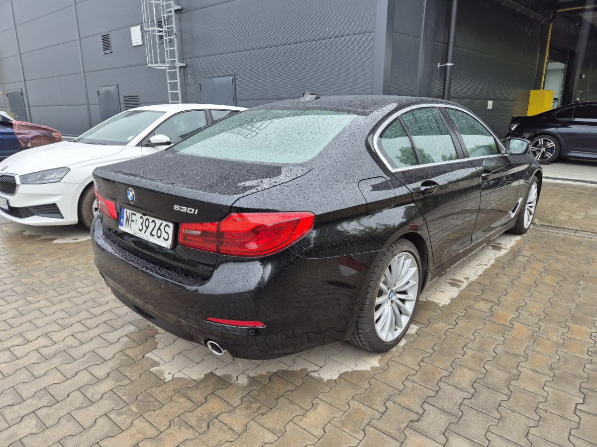BMW 530i GPF xDrive SEDAN - Седан: снимка 3 BMW 530i GPF xDrive SEDAN - Седан: снимка 3