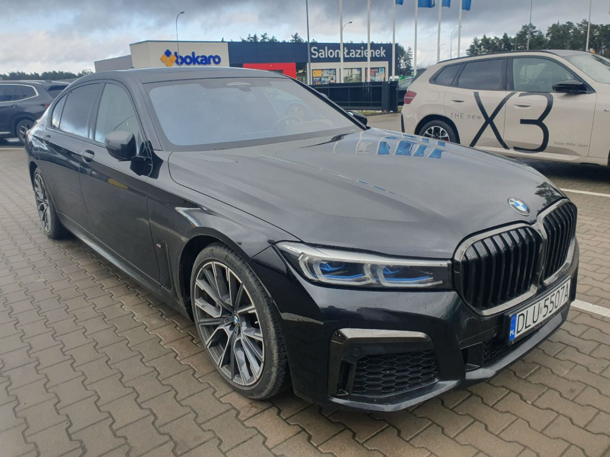 Лек автомобил BMW 750Li xDrive SEDAN: снимка 1