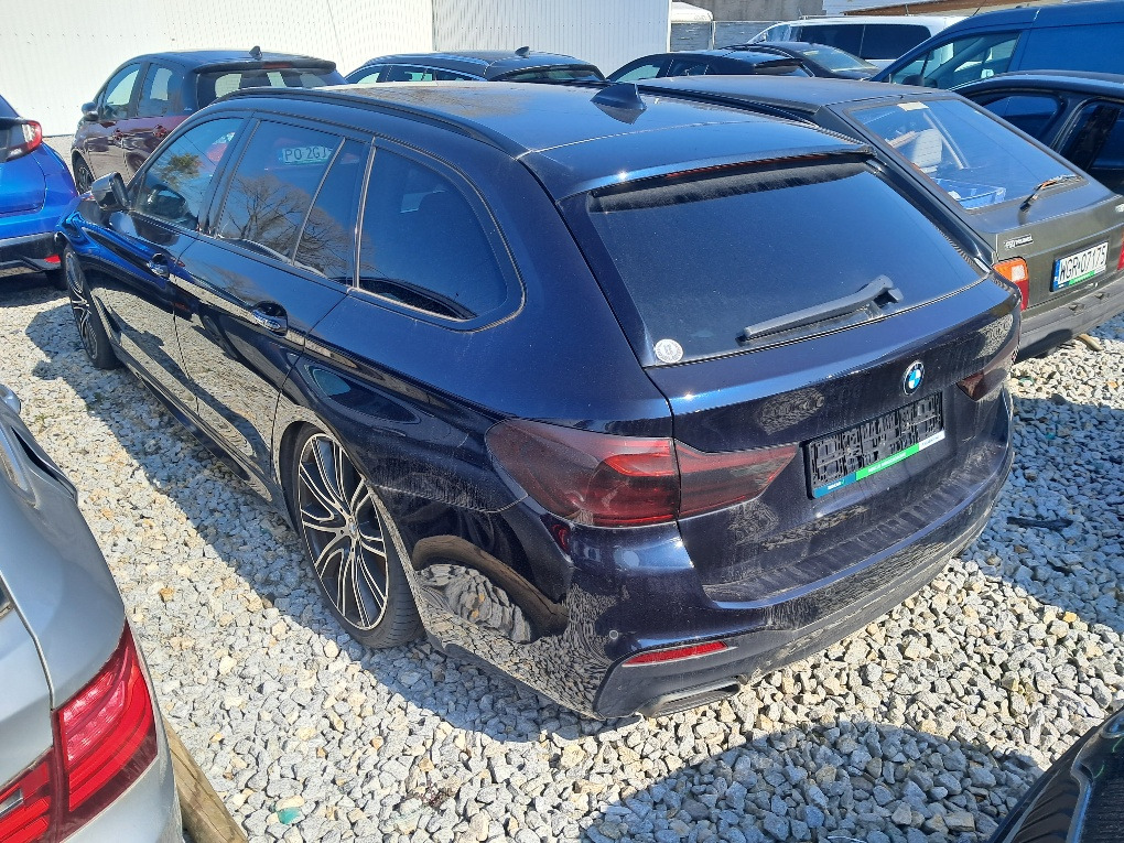 BMW M550D XDRIVE KOMBI - Лек автомобил: снимка 4 BMW M550D XDRIVE KOMBI - Лек автомобил: снимка 4